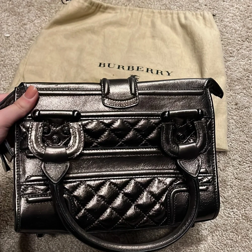 Burberry metallic bag - Picture 2 of 5